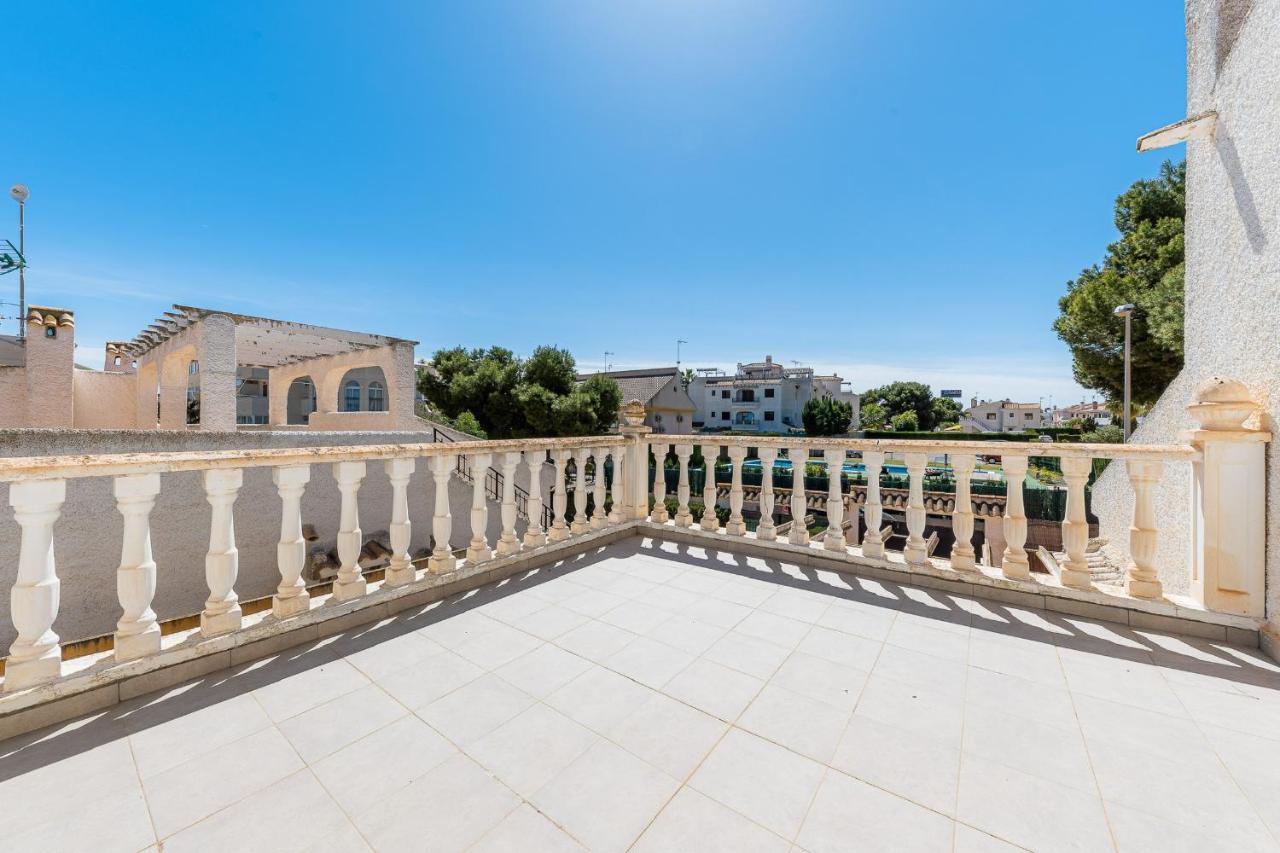 Chalet Mayor Zenia Beach Orihuela Dış mekan fotoğraf